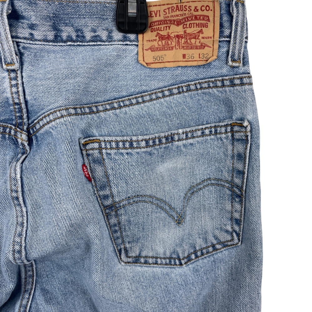 Levi's 505 Regular Fit Jeans Mens 36x32 Light Wash Blue Straight Leg Denim